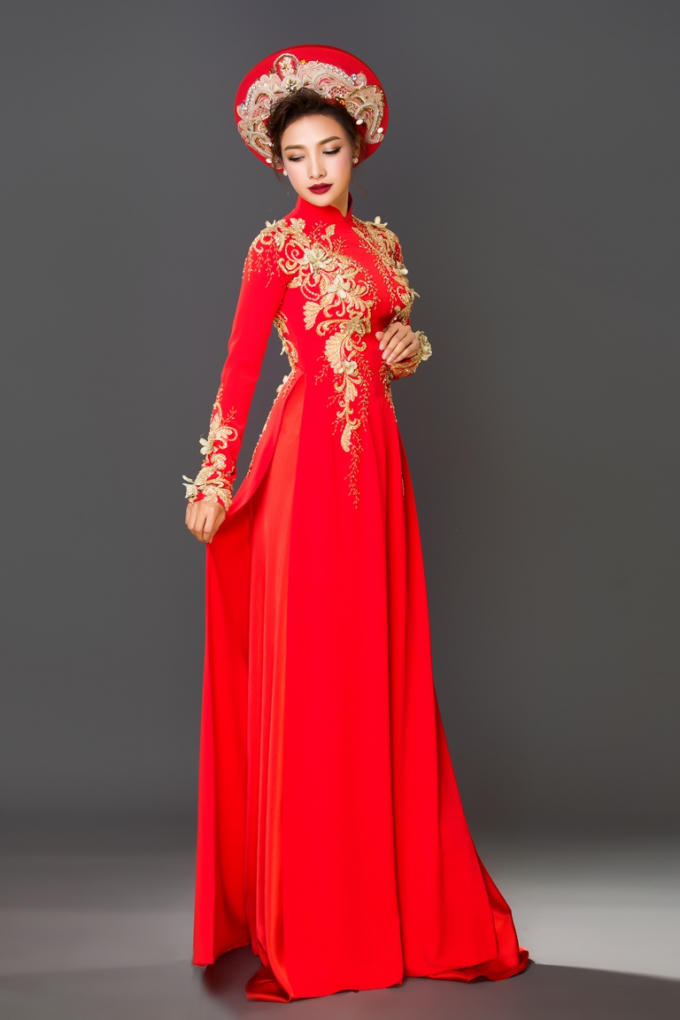 L&ecirc; B&ecirc; La dịu d&agrave;ng đến bất ngờ trong t&agrave; &aacute;o d&agrave;i