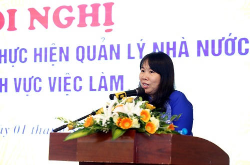 Cục trưởng Cục Việc làm - Lê Kim Dung phát biểu tại Hội nghị.