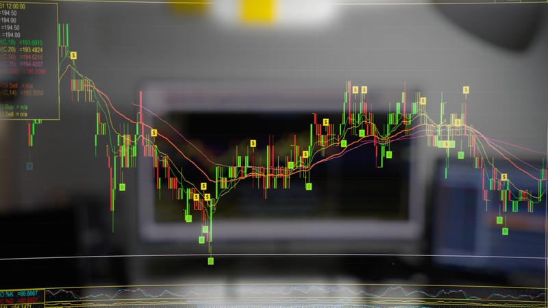 Forex2021: Sự lên xuống của đồ thị Forex xanh đỏ làm thót tim nhà đầu tư.  