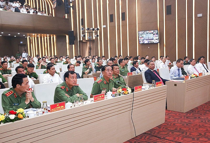 Các đại biểu tham dự Hội nghị.