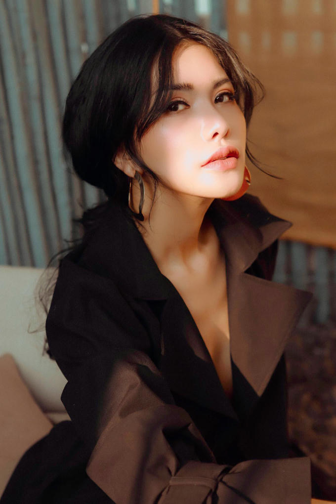 Hoa hậu Loan Vương sang Singapore dự triển l&atilde;m du thuyền 2019