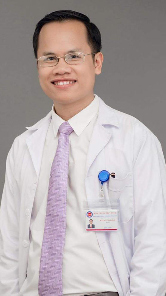 Chân dung Bác sỹ Hoàng Văn Hồng.
