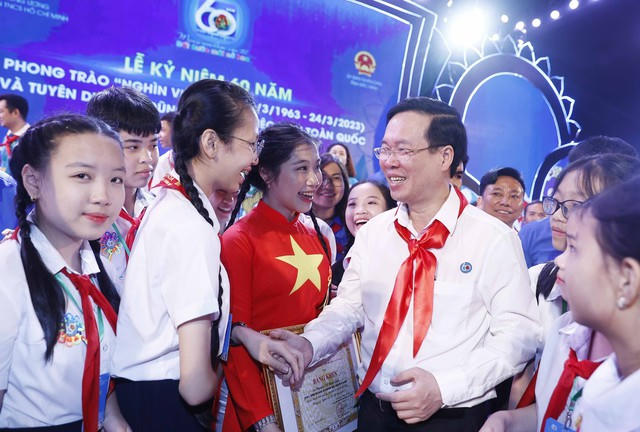 Chủ tịch nước Võ Văn Thưởng dự lễ kỷ niệm 60 năm phong trào “Nghìn việc tốt” và tuyên dương