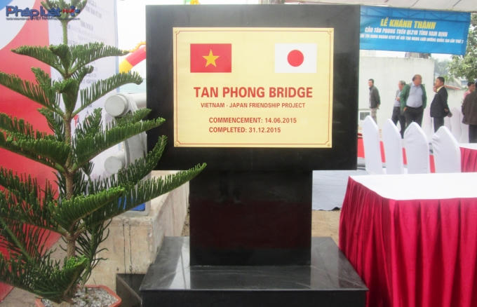 Cầu Tân Phong được xây dựng bằng nguồn vốn vay ODA.