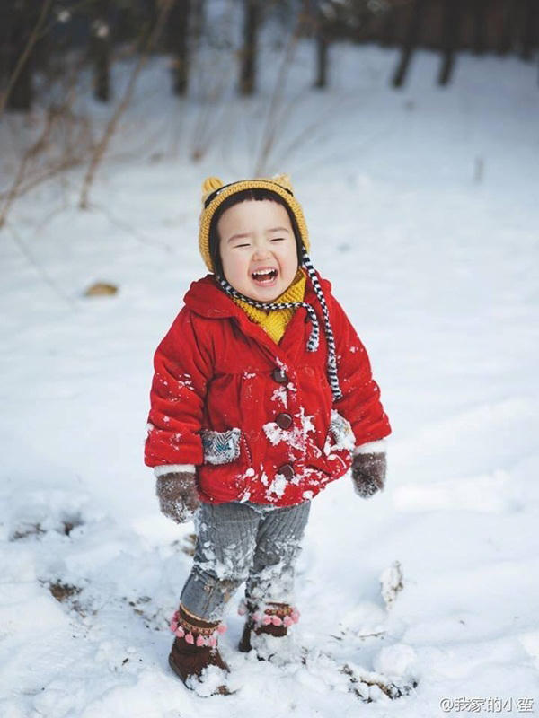 Nh&igrave;n khu&ocirc;n mặt &ldquo;dễ gh&eacute;t&rdquo; n&agrave;y, ai cũng muốn cưng nựng.