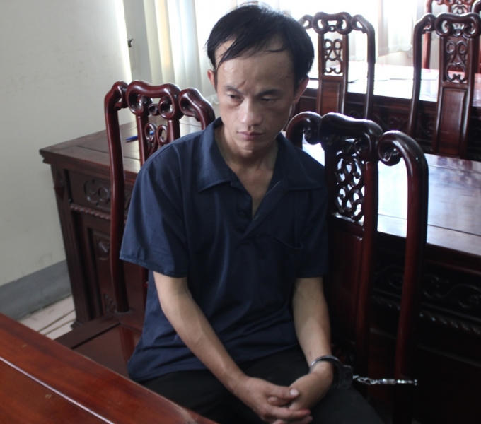 Đối tượng Và Vả Lỳ tại cơ quan điều tra.