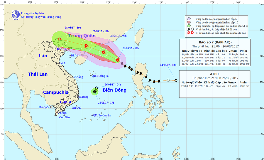 Dự b&aacute;o hướng đi của cơn b&atilde;o số 7 v&agrave; &aacute;p thấp tr&ecirc;n Biển Đ&ocirc;ng. Ảnh: nchmf.gov.vn