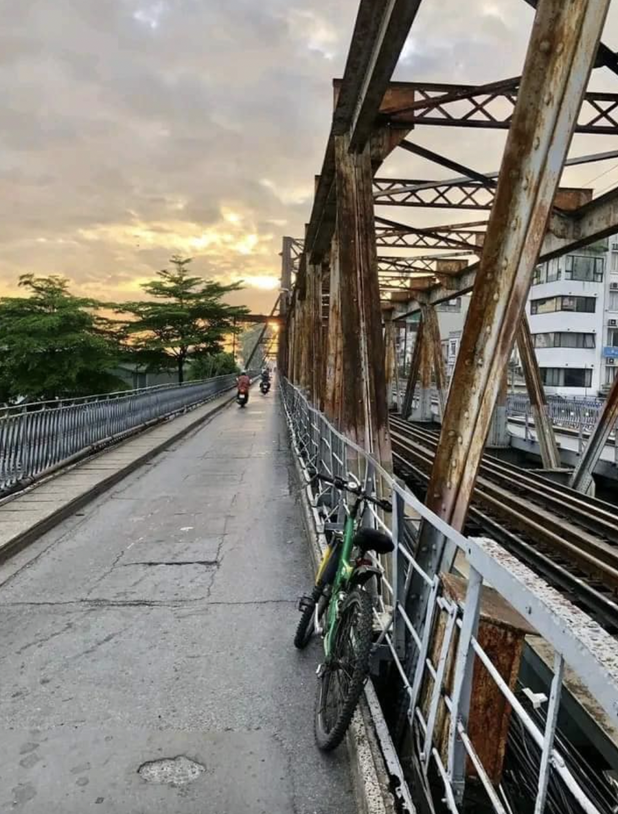 Cầu Long Biên xuống cấp nghiêm trọng