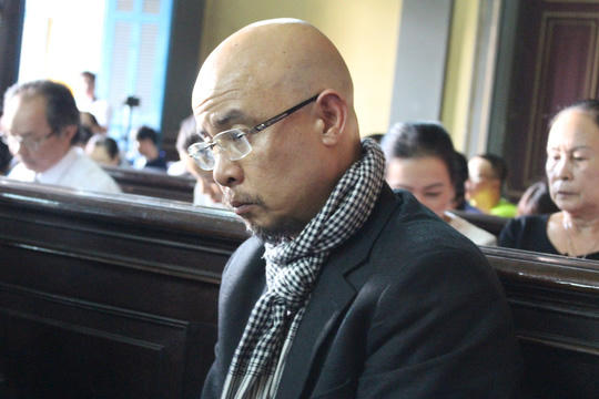 Ông Đặng Lê Nguyên Vũ (Chủ tịch HĐQT kiêm Tổng giám đốc Tập đoàn cà phê Trung Nguyên) tại phiên xử ly hôn vừa qua.