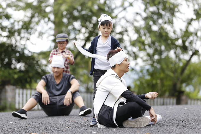 Bố ơi tập 6: M&agrave;n tỏ t&igrave;nh b&aacute; đạo của Ch&iacute;p s&uacute;n trong rừng s&acirc;u