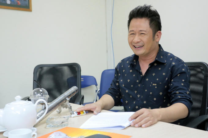 Bằng Kiều c&ugrave;ng đ&ocirc;i danh h&agrave;i V&acirc;n Dung Quang Thắng r&aacute;o riết tập luyện trước thềm live show