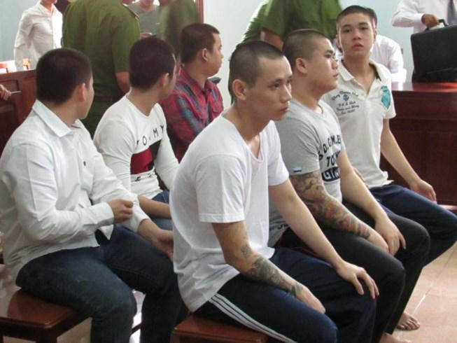 Các bị cáo tại tòa. (Ảnh: báo Pháp luật TP HCM)