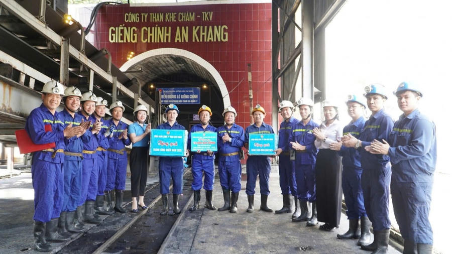 Công tác chăm lo đời sống người lao động luôn được Công ty duy trì xuyên suốt. (Ảnh :Than Khe Chàm)