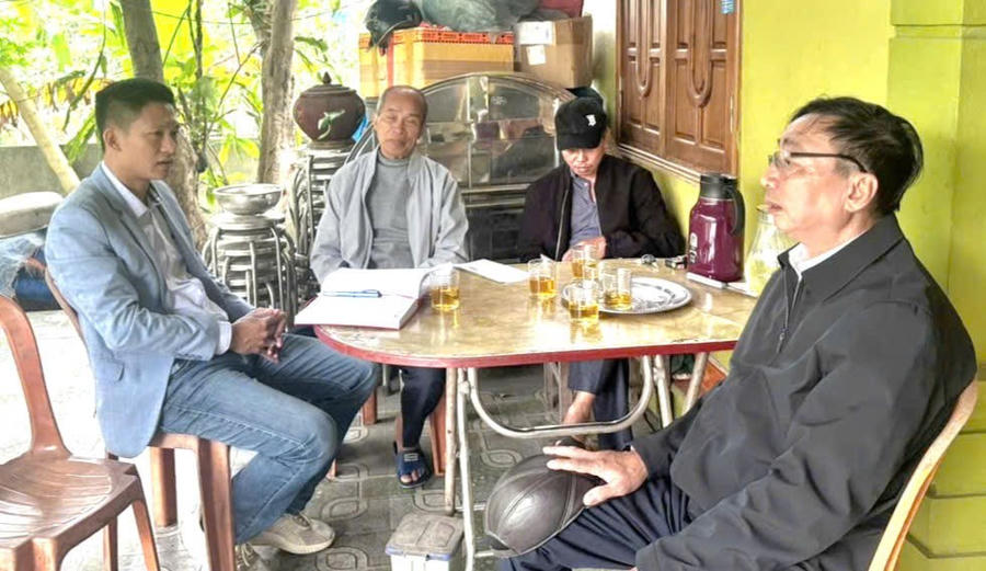 Người dân xã Anh Sơn đồng thuận di dời sớm để dự án triển khai đúng tiến độ.