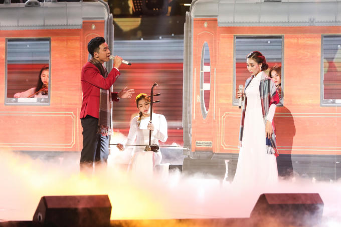 Thần tượng Bolero: Quang L&ecirc; đốt