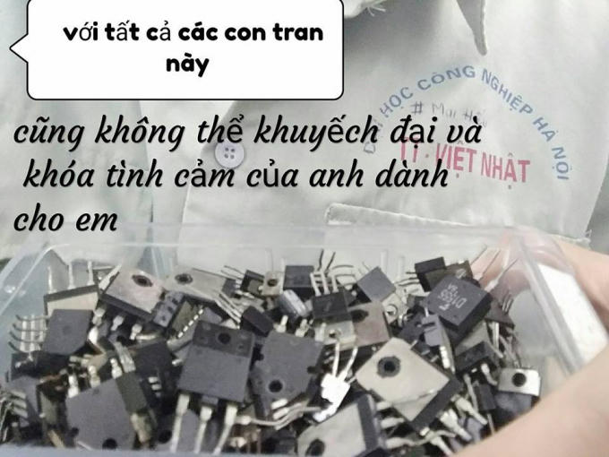 Khi sinh viên Đại học Công Nghiệp tỏ tình toàn bằng linh kiện điện tử