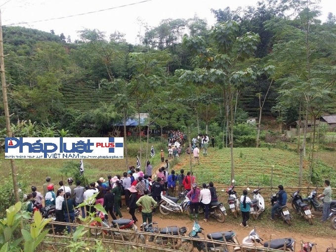 Chùm ảnh: Đau thương tiễn đưa nạn nhân vụ thảm kịch Yên Bái