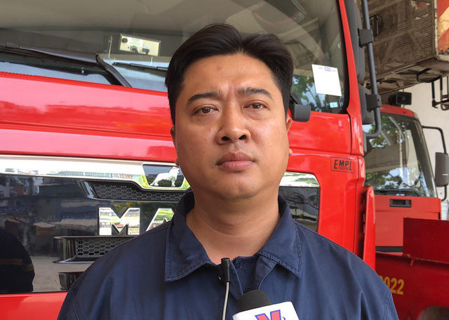 Đại úy Châu Thanh Quang: "Thấy người dân ngã xuống bản thân cũng buồn lắm".