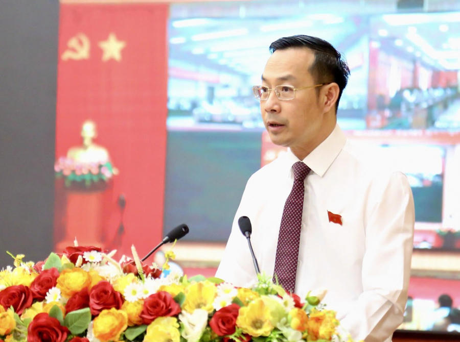 Phó Bí thư Thường trực Tỉnh ủy, Chủ tịch HĐND tỉnh An Giang Nguyễn Thanh Nhàn phát biểu tại kỳ họp (Ảnh: Khánh Thuỳ)