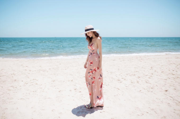 Kiều Ng&acirc;n khoe vẻ đẹp mong manh ở thi&ecirc;n đường Malpes Việt Nam