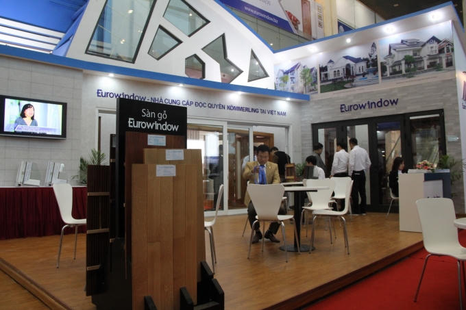 Khu trưng bày và giới thiệu sản phẩm của Eurowindow tại Triển lãm Vietbuild 2016.