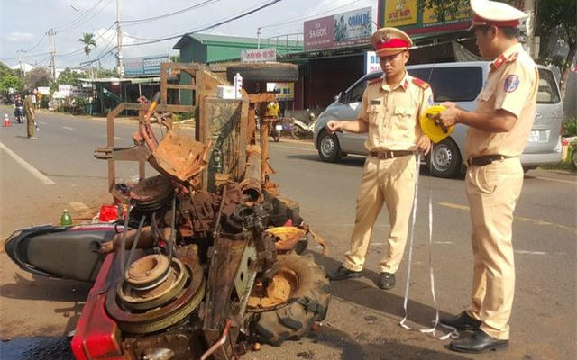Gãy trục xe máy cày, nhiều người bị thương