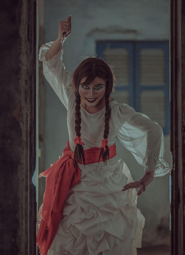 Bộ ảnh búp bê kinh dị Annabelle phiên bản Việt khiến người xem rợn gáy