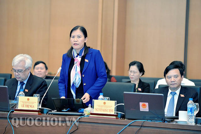 Chủ nhiệm UB Tư pháp Lê Thị Nga cảnh báo cẩn trọng trong việc xử lý tài sản cán bộ.