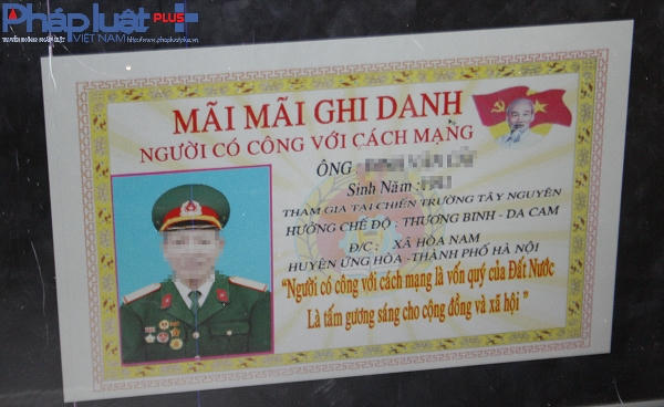 Mẫu bằng khen do công ty Cổ phần ngành ảnh Việt Nam làm cho người có công.