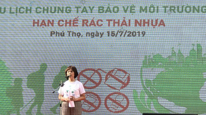 Anh180.