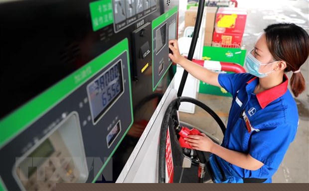 Gia dau chau A dao chieu giam nhe trong phien chieu 28/7 hinh anh 1