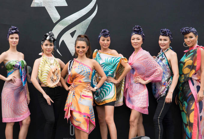 Hoa hậu Loan Vương thả dáng bên du thuyền triệu đô ở Singapore