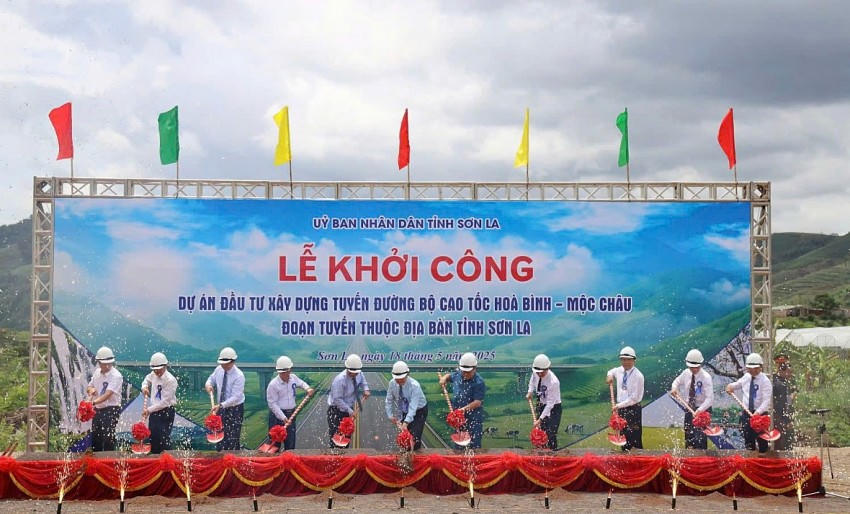 Khởi công cao tốc Hòa Bình – Mộc Châu đoạn qua Sơn La (Ảnh: Sonla.gov).