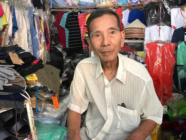 NSND Trần Hạnh từng tâm sự cuộc đời thực của ông có khi còn buồn và khổ hơn phim