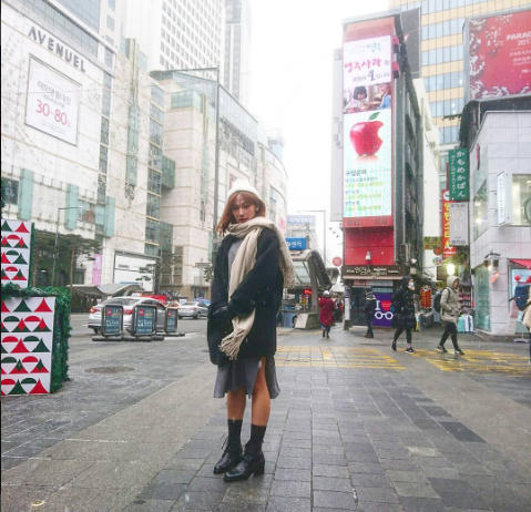 Cô gái trong MV 'Nơi này có anh' cùng Sơn Tùng M-TP là ai?