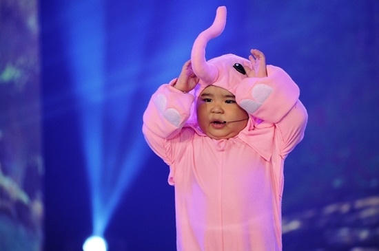 1001 khoảnh khắc đáng yêu của Ku Tin trong Người Hùng Tí Hon