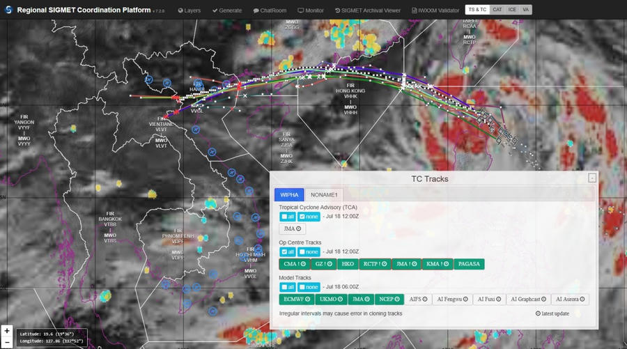 (Bản đồ dự báo quỹ đạo bão WIPHA của 11 Trung tâm dự báo khu vực và toàn cầu (Nguồn: vatm.vn-Platform Hài hòa SIGMET của HKO).