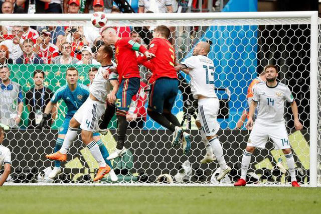 T&acirc;y Ban Nha vs Nga: Akinfeev người h&ugrave;ng của nước Nga