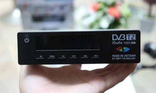 Để tiếp tục xem trình truyền hình sau khi tắt sóng analog, người dân cần phải có đầu thu hoặc tivi tích hợp DVB-T2.
