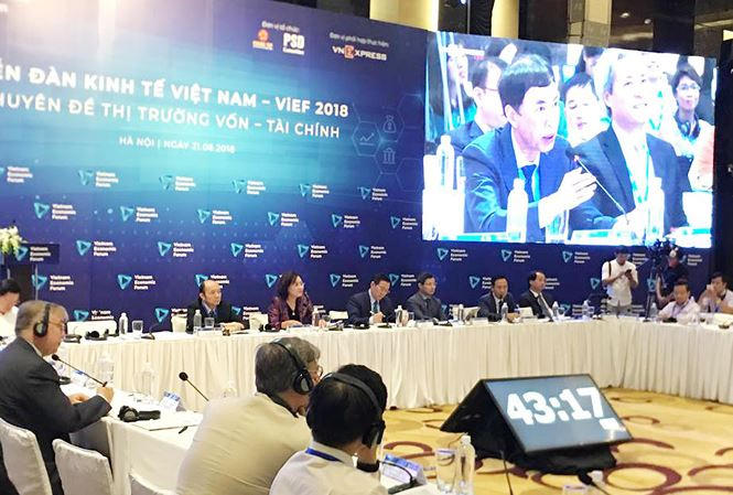 Diễn đàn chuyên đề Vốn – Tài chính dành nhiều thời gian thảo luận về các phương án quản lý vốn và tài chính của doanh nghiệp Việt Nam.