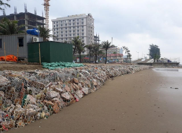 Bờ kè đá để bảo vệ sự xâm thực