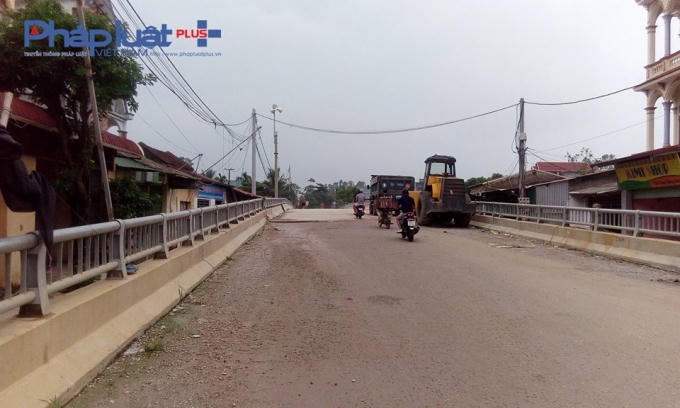 Toàn cảnh cây cầu Zét.