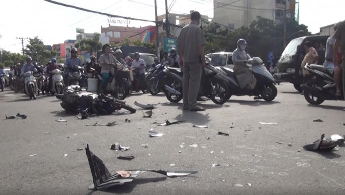 Xe máy hư hỏng nặng