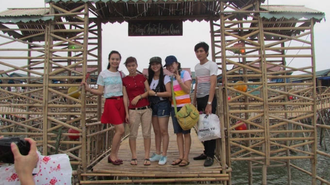 Những màn "tự sướng" trước vẻ đẹp sông nước của đầm Chuồn