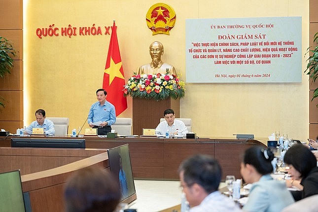 Các đại biểu tham dự phiên họp. Ảnh: QH