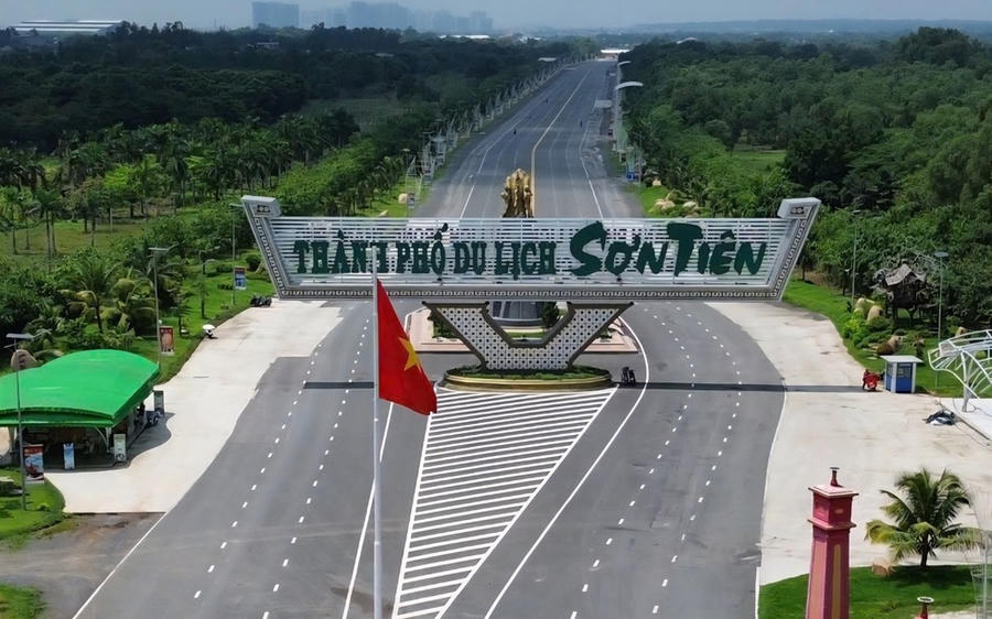 Khu du lịch Sơn Tiên (phường An Hòa, TP Biên Hòa).