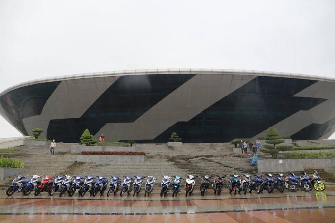 Đại hội Yamaha Riders toàn quốc năm 2016 (Y-Riders festival 2016) được diễn ra trong 2 ngày 9 & 10 tháng 1 năm 2016 tại Quãng trường 29-3, đường 2-9. TP Đà Nẵng.