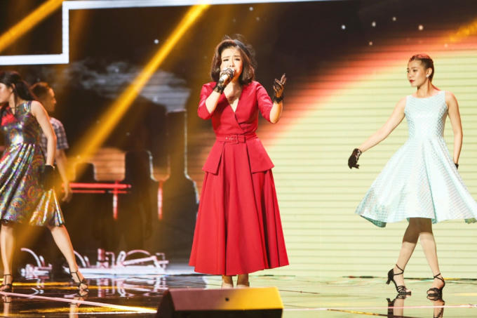 Thần tượng Bolero tập 9: Quang L&ecirc; thay đổi 360 độ khi lựa chọn th&iacute; sinh bước v&agrave;o B&aacute;n kết