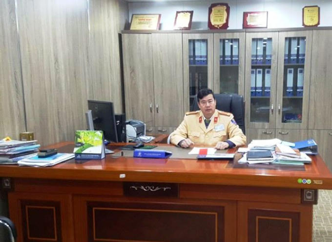 Trung tá Nông Công Hòa, Phó Đội trưởng đội Cảnh sát giao thông và trật tự - cơ động, Công an Thành phố Cao Bằng.
