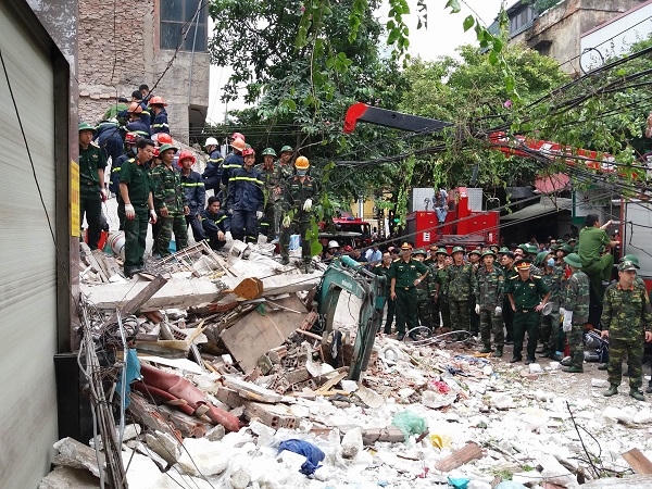 Sập nh&agrave; tại 43 Cửa Bắc, nạn nh&acirc;n cuối c&ugrave;ng đ&atilde; tử vong